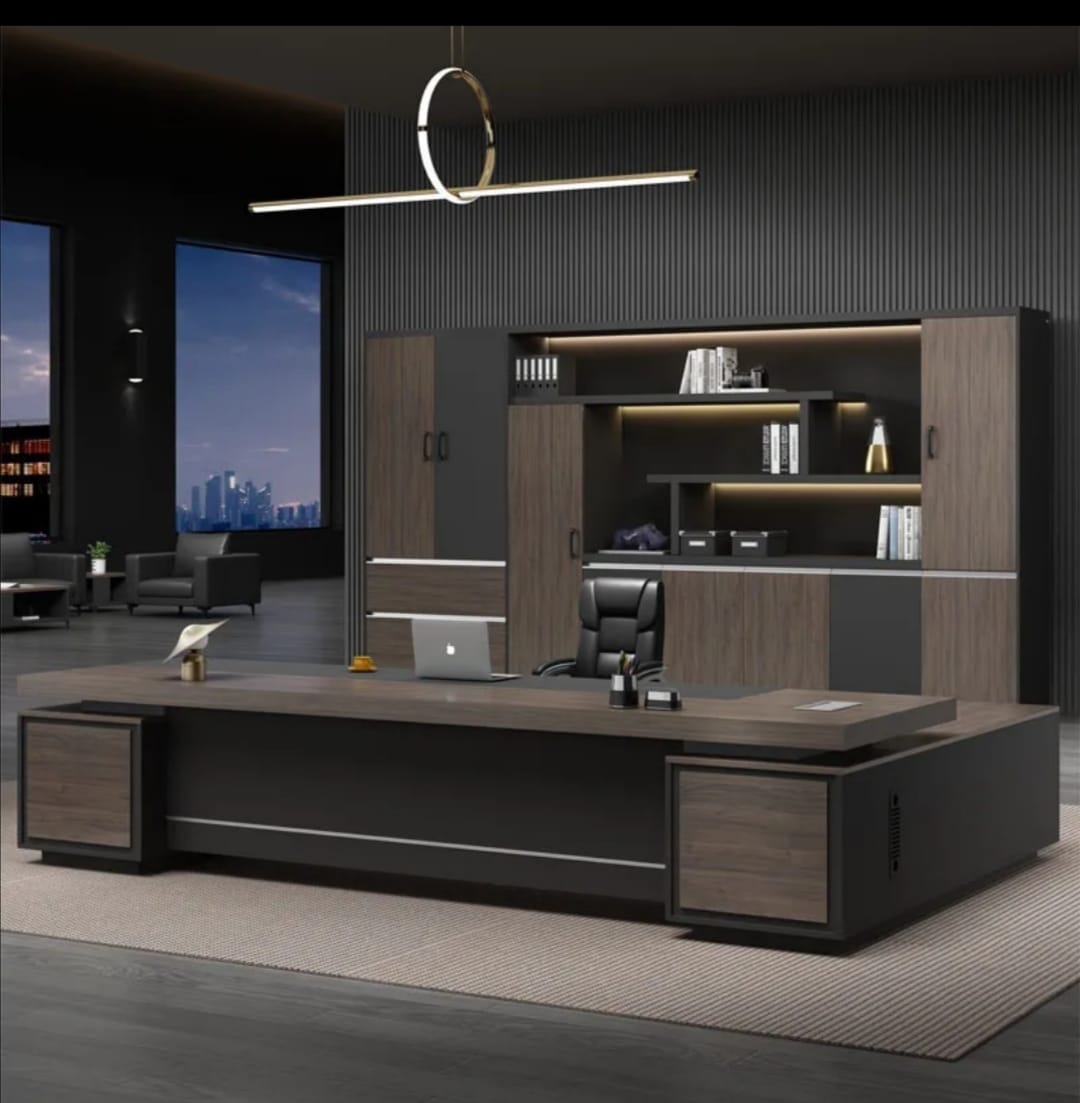 مكاتب موظفين ادارية